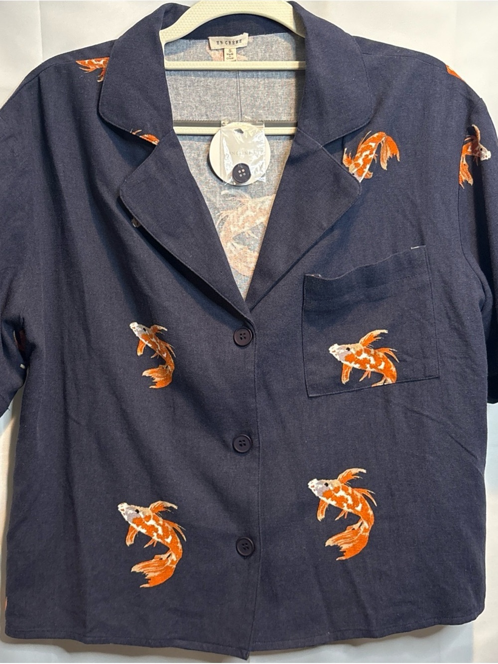 En Créme Navy Short-Sleeve Koi-Print Button-Down Shirt